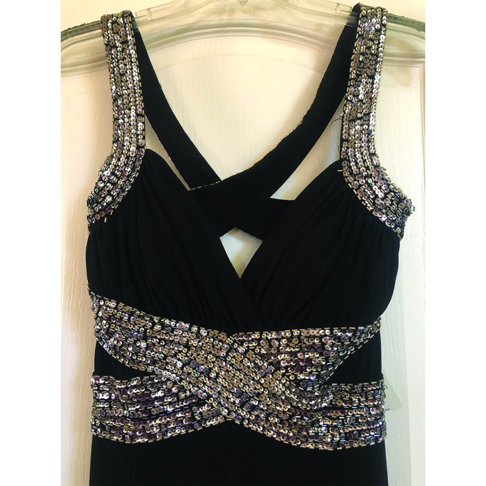 Niki Livas - Black Gown w/ Slight Train - Size 10